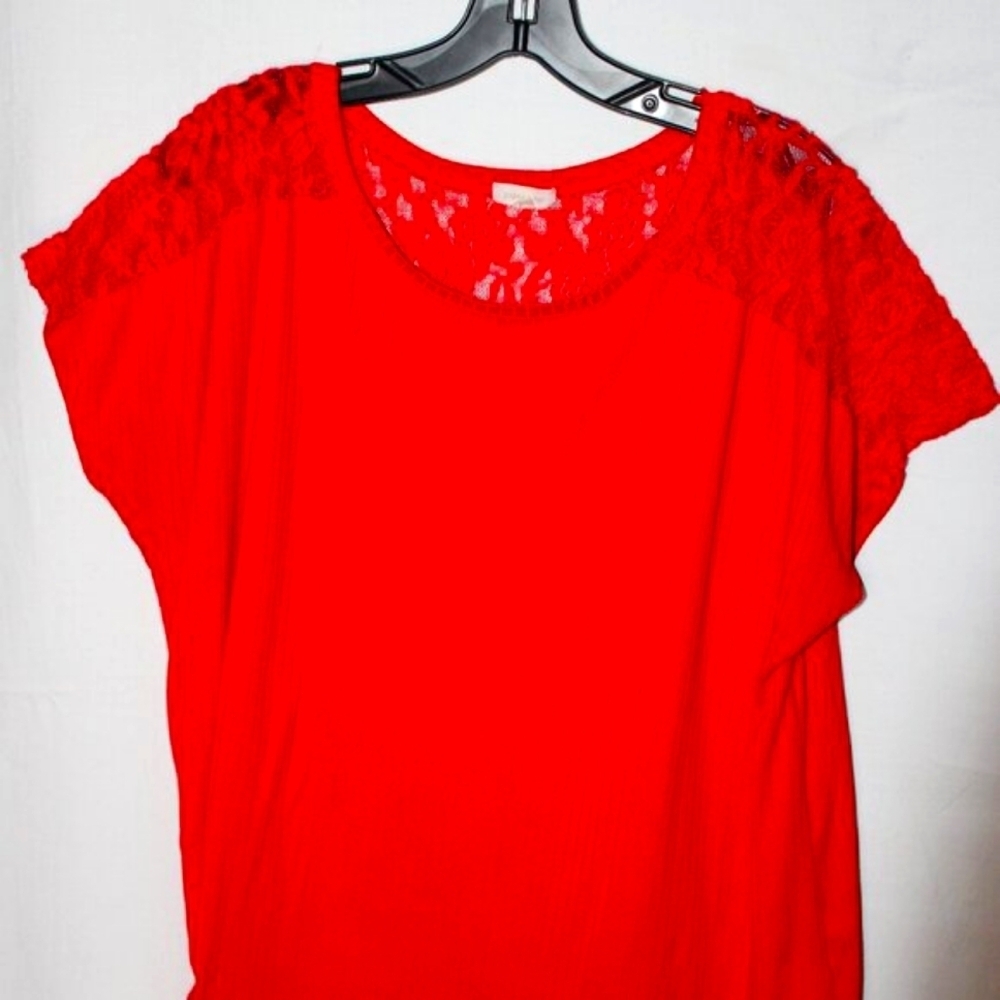 🔥 Paper + Tee Red Lace Shoulder Top - 2X 🔥